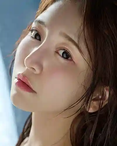 秋葉桃封面照片寫真