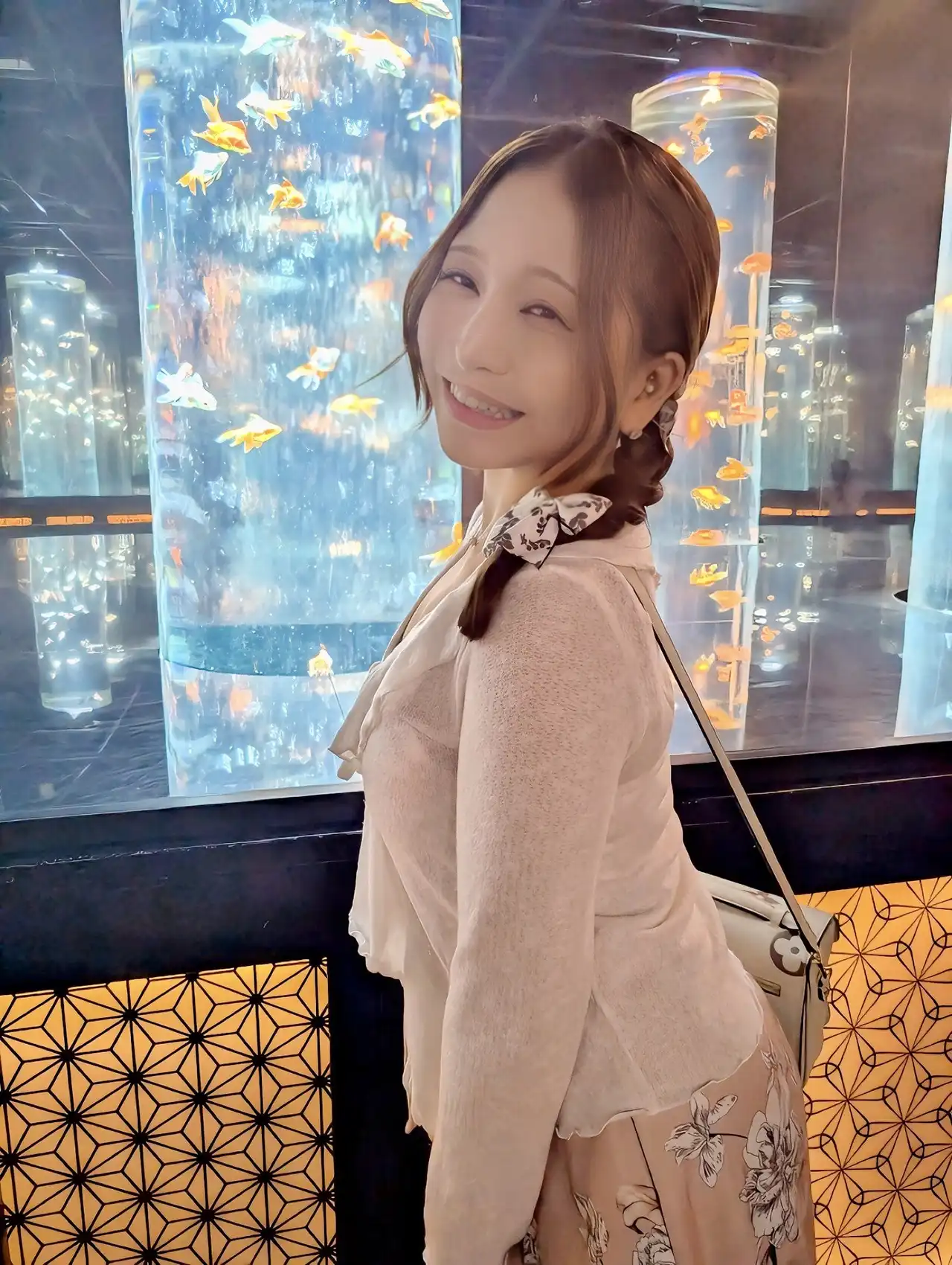 秋葉桃第97張寫真