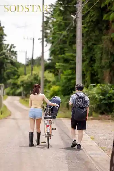 START-444 厭倦都市生活獨自旅行到鄉下，被女神般的巨乳美女全肯定，一週內被榨乾無數次的夢幻時光 ~ 唯井真尋的劇照7