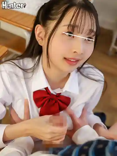 HUNTC-375 正義感爆棚的同班女生誤以爲我被霸凌 主動給我看內褲還讓我插 ~ 七藤優亜 望月蕾 市井結夏 廣瀬好美 的劇照6