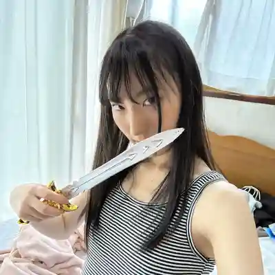鳥羽郁第13張寫真