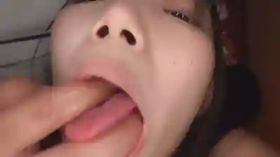 FTKD-031 低收補助不夠賭博和吃好料 所以叫女兒在家賣身養我 ~ 南日菜乃的劇照7