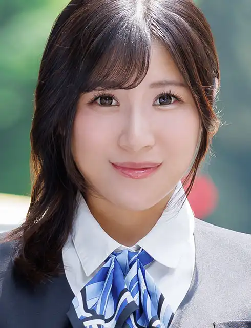 綾瀬凪第1張寫真