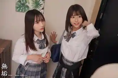 MUFR-005 青梅竹馬女閨蜜突然上門要看我打手槍 ~全部獨佔~ 市川りく,松井日奈子的劇照11