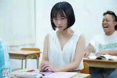 NTRH-019 夜校上課的人妻NTR 第2次被侵犯 卻無法忘懷的絕頂快感 ~ 雨宮あや花 的劇照12