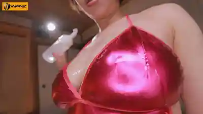 WAAA-603 騷貨緊身裙媽媽為兒子成績拼了 家訪日乳頭挺立色誘老師求中出 ~ 宍戶里帆的劇照5