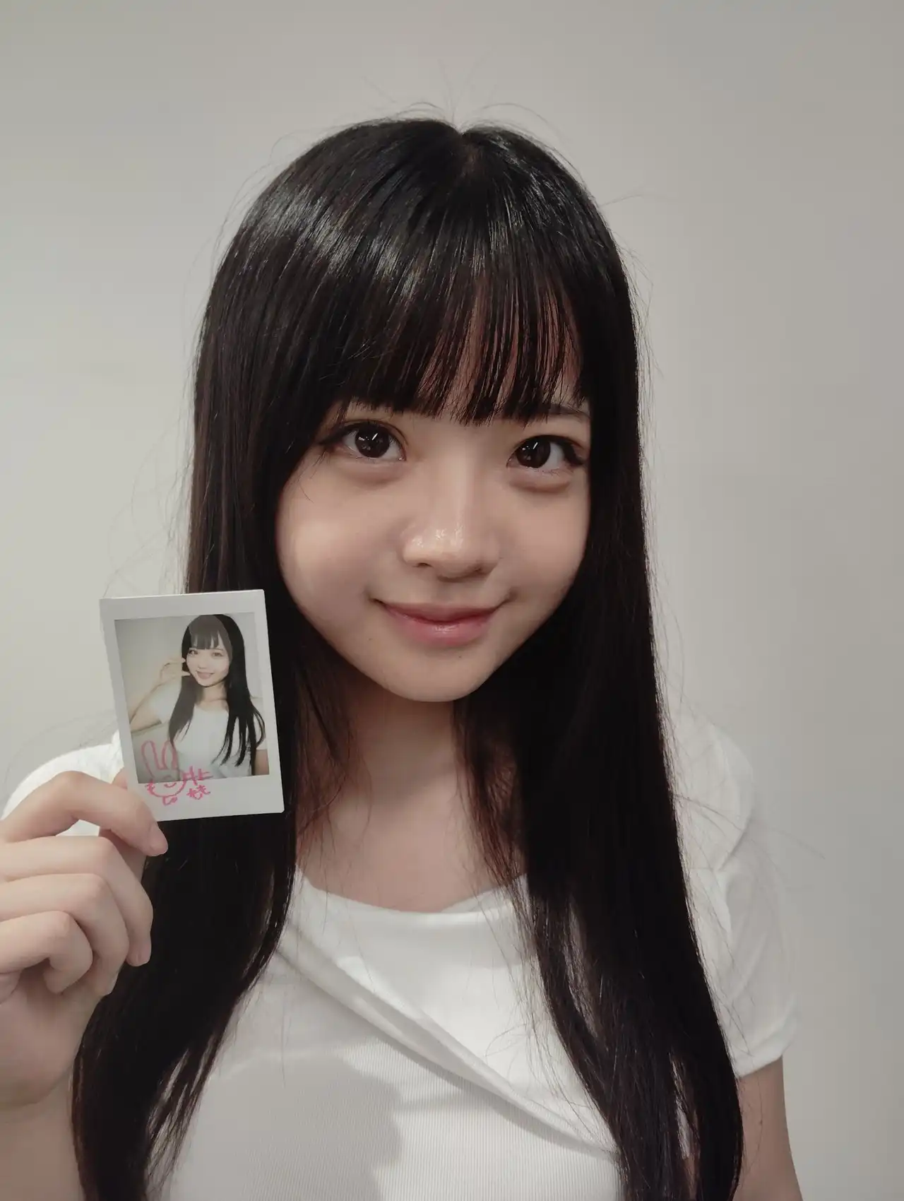 井上桃第12張寫真