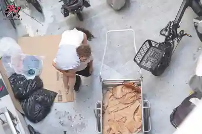 DASS-833 路邊醉倒被流浪漢拉走下藥 中出幾發都OK 嗨到蝦弓高潮 公用肉便器駕到 ~ 葉月まゆ 的劇照9