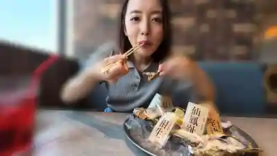 CEMD-793 豪車老闆與淫亂小騷貨的露出約會3 ~ 美咲佳奈的劇照15