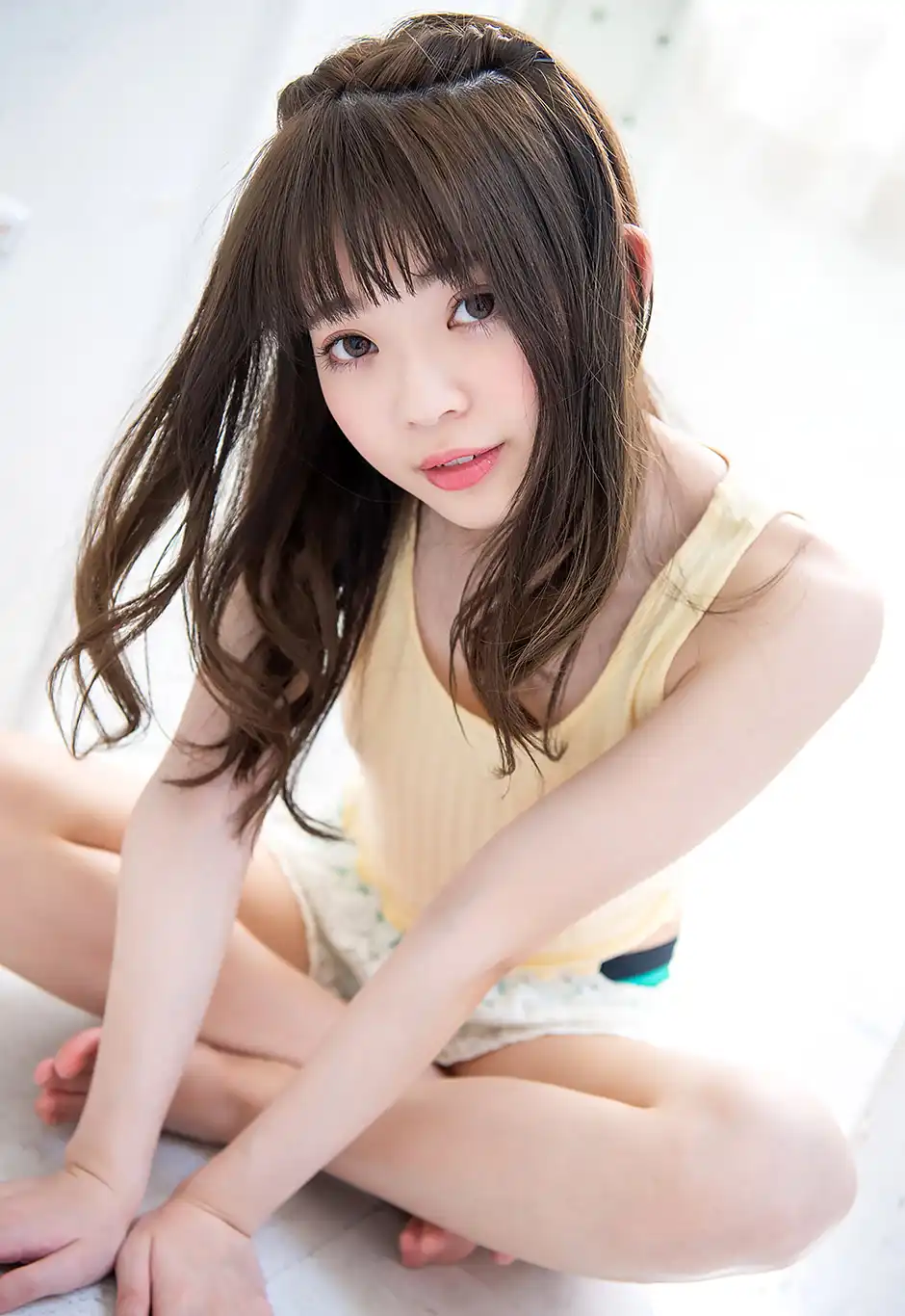 槙泉奈第98張寫真