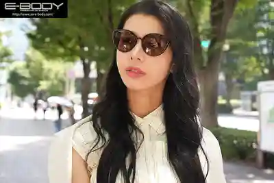 EYAN-210 新人出道！海外緊急歸國 火辣身材的亞洲超模震撼 AV DEBUT ~ 東雲椿 的劇照10