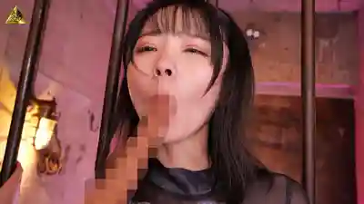 MIBB-069 美臀美乳Cosplayer穿著超高叉泳裝不脫就開幹，4套造型激烈活塞讓她沉溺 ~ 美之島惠理的劇照12