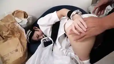 EKDV-804 【4K】滿懷憧憬而來的新人女僕從早到晚遭中出痙攣性處理調教 被只令她厭惡的男人侵犯到想哭… ~ 南日菜乃的劇照15