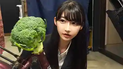 FNEW-021 對住在附近的美臀OL的自行車座墊惡作劇 媚藥座墊和猛烈抽插讓她欲火焚身中出3P ~ 雪代一鳳 的劇照15