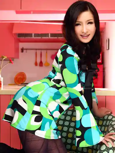 1PON-021310_774 今晚的下飯菜就是她了 ~ 神咲ナオミ的劇照13