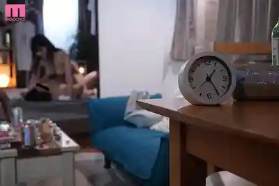 MIDA-494 新生歡迎會NTR ※胸糞注意 剛來東京的女友在迎新會上被專吃大一新生的渣男們整晚狂幹高潮不斷 ~ 純白彩永  的劇照1