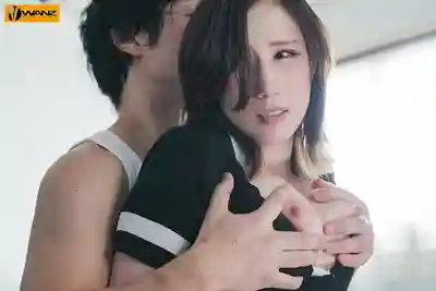 WAAA-615 我的女神怎麼能有男友 暗戀隔壁的離婚大姐姐10年的變態青年在垃圾屋裏的監禁調教 用媚藥幹到汗流浹背的中出交尾 ~ JULIA 的劇照12