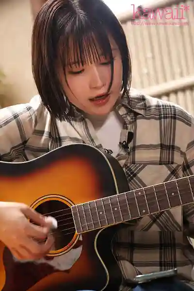 CAWD-929 新人出道！百人圍觀的人氣歌姬成名前偷偷下海體驗變態玩法 岐阜縣出身的悶騷歌手 AV DEBUT ~ 溝端戀 的劇照8