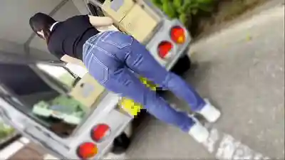 GEBB-035 尾行可愛女快遞員 迷奸下藥中出犯罪實錄 ~ 柏木小夏 鬆井日奈子 北岡果林 的劇照4