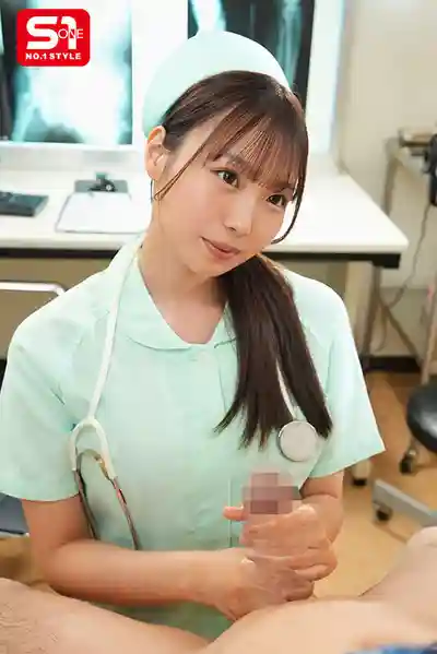 SNOS-096 超體貼巨乳護士用柔軟彈嫩美乳幫你擼到射 異常關心患者的乳交護士 ~ 小日向みゆう的劇照7