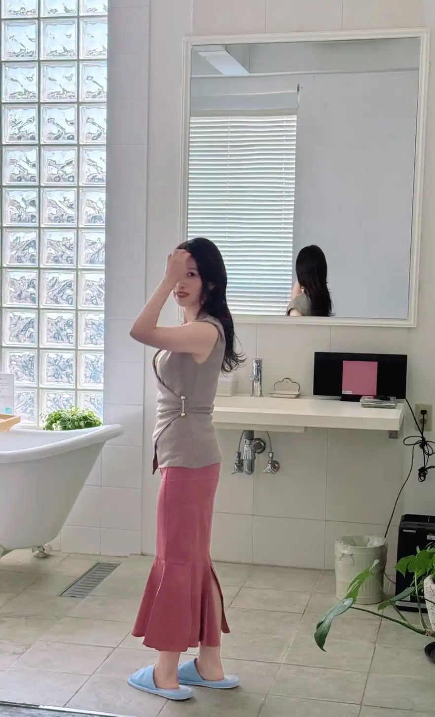 三雲彩葉第11張寫真