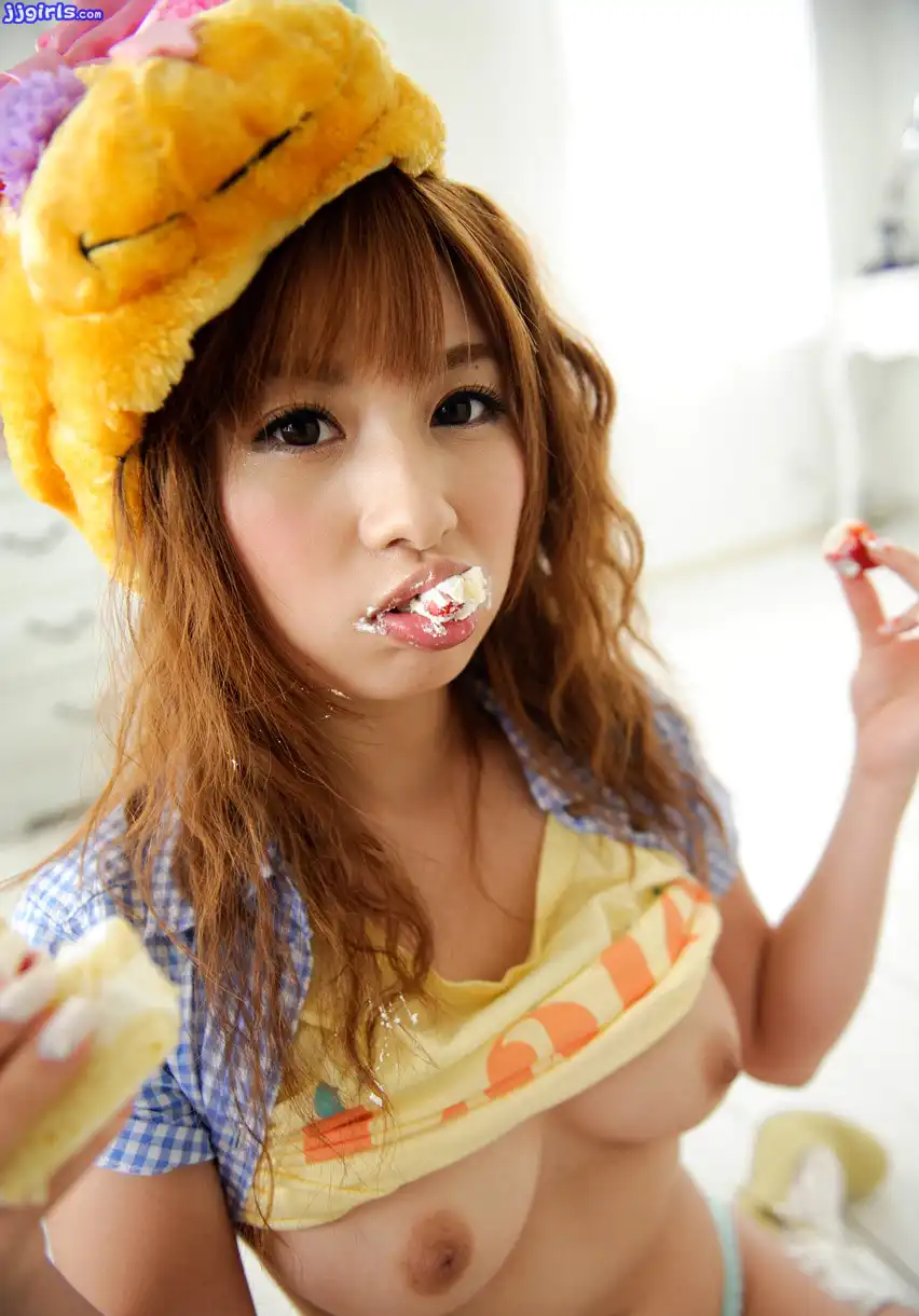 成瀬心美第177張寫真