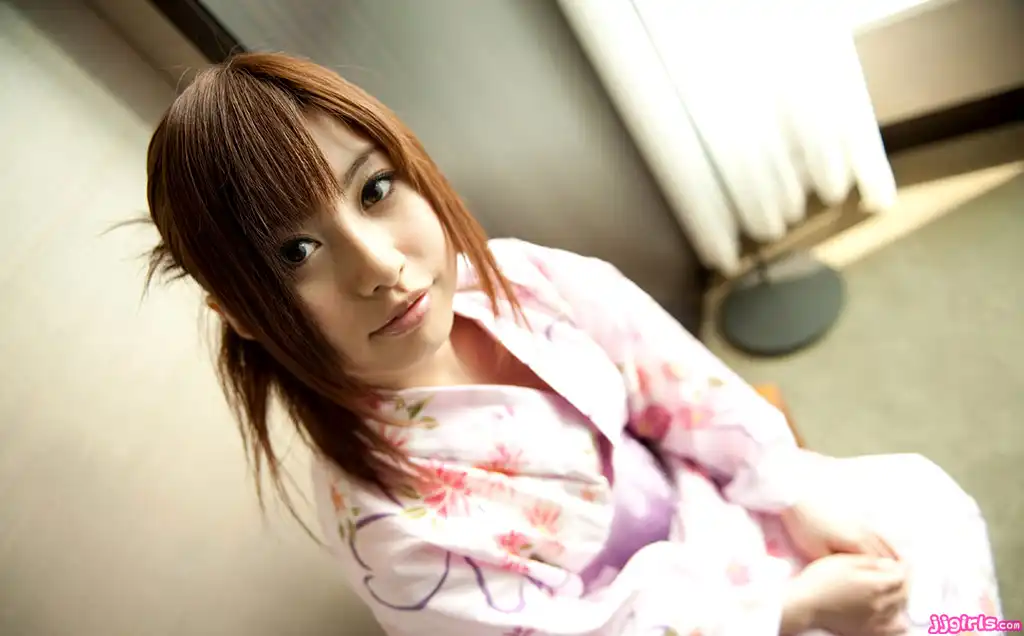 成瀬心美第872張寫真