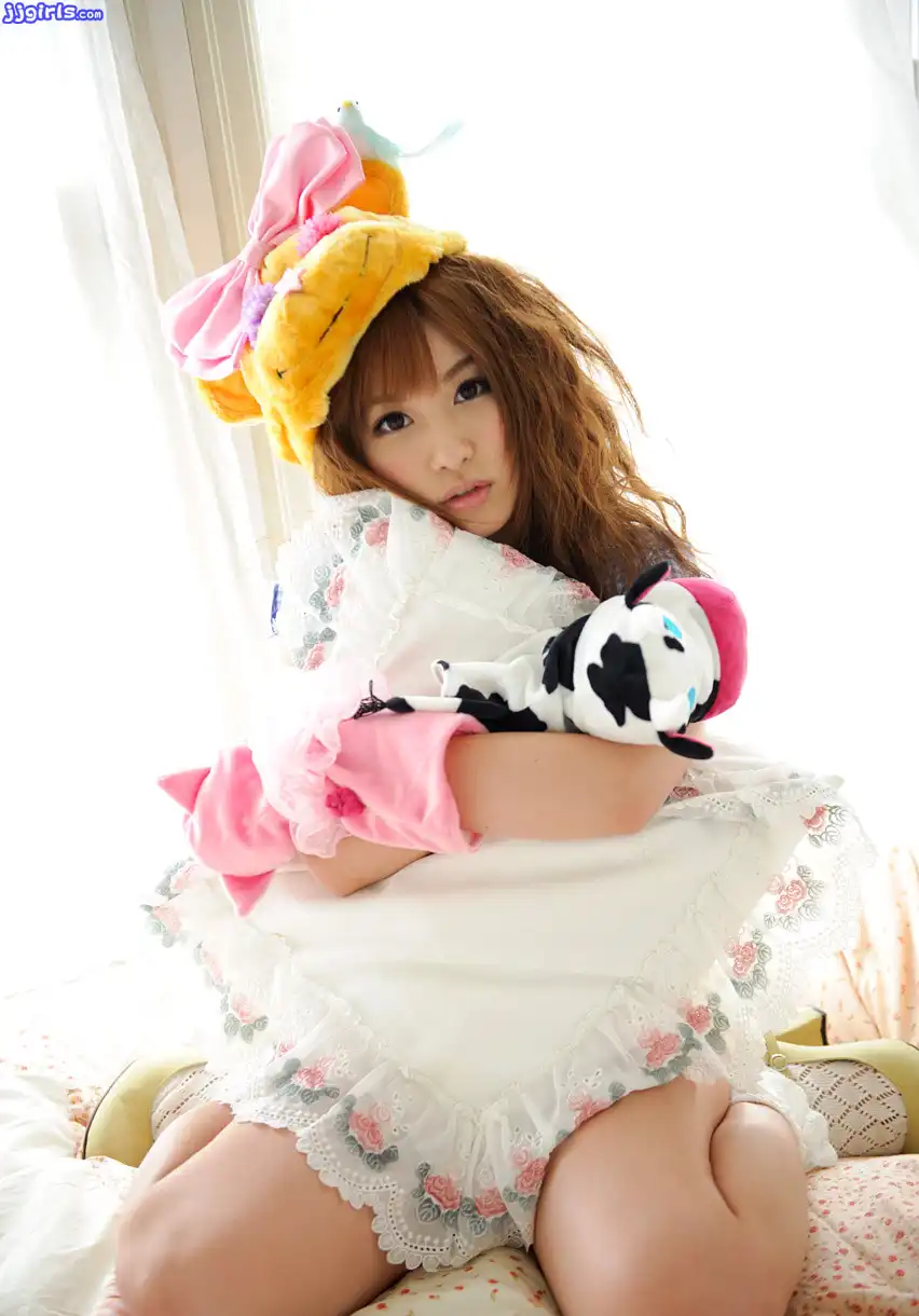 成瀬心美第1360張寫真