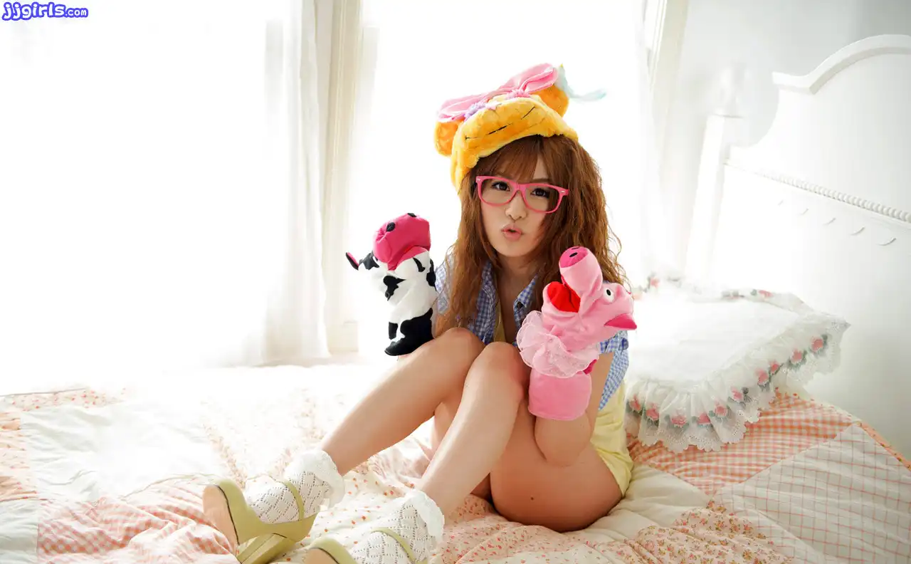 成瀬心美第1366張寫真