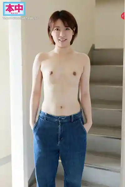 HMN-810 平時在工廠打零工的假小子 沒想到是噴潮不斷的抖M敏感剛毛小穴 ~ 新田好実 的劇照1