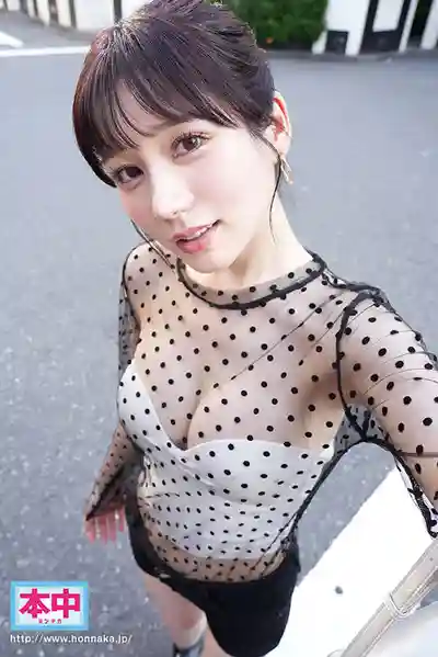 HMN-794 【驗證】AV女優私下比拍片更騷！叫男人來灌酒後潮吹不停的中出亂交派對 ~ 五日市芽依的劇照10