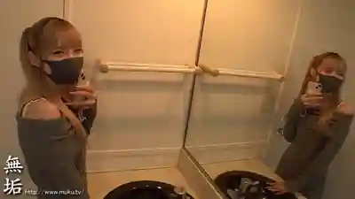 MUKC-114 港區系網紅小姐姐的淫亂日常 整天Cosplay做愛不停歇 各種姿勢爆操到高潮 ~ 美澄玲衣的劇照15