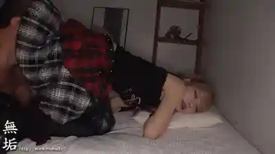 MUKC-114 港區系網紅小姐姐的淫亂日常 整天Cosplay做愛不停歇 各種姿勢爆操到高潮 ~ 美澄玲衣的劇照2