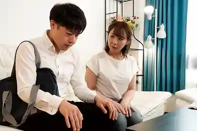 KSBJ-417 不想讓兒子獨立的淫母用色誘挽留他 ~ 成宮彩葉的劇照15