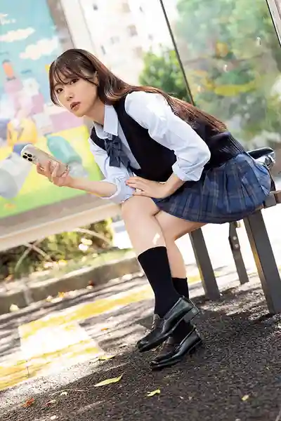 SUJI-300 囂張傲驕女被巨根調教到崩潰 昏睡中被無套中出的屈辱快感讓高傲女生徹底墮落 ~ 望月凜音 的劇照17