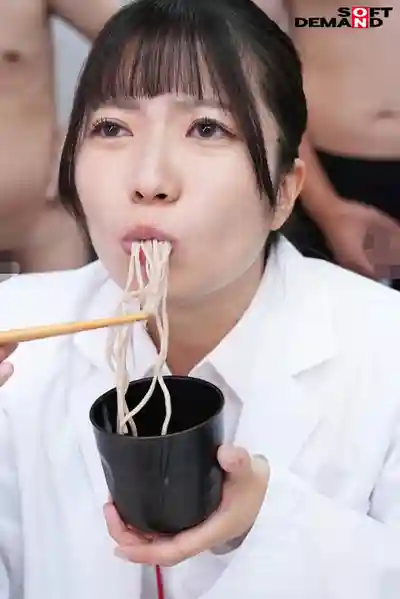 SDJS-359 SOD的食物與精液美食搭配研究！ 46發濃厚真精讓小腹滿滿 細細咀嚼品味後吞下的精汁美食實驗 SOD性科學研究所 REPORT23 的劇照6