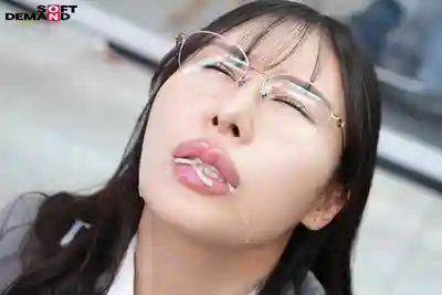 SDJS-359 SOD的食物與精液美食搭配研究！ 46發濃厚真精讓小腹滿滿 細細咀嚼品味後吞下的精汁美食實驗 SOD性科學研究所 REPORT23 的劇照14