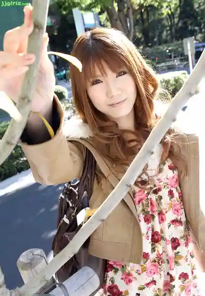 青葉雫第20張寫真