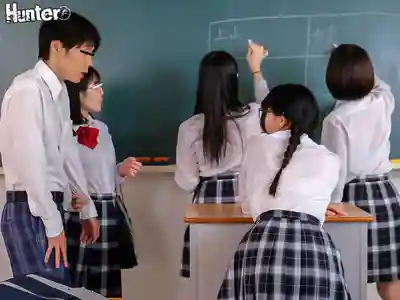 HUNTC-516 放學別走！文藝部悶騷妹拉我衝100次絕頂挑戰 ~ 川上しずく 小島美子 廣瀬好美 有馬美玖 鈴芽由羅的劇照14