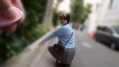 CEMD-813 恥辱，凌辱，下邊塞着跳蛋的繁華街約會 ~ 瓊·洛夫喬伊  的劇照20