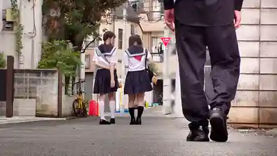 DVMM-362 閨蜜雙蘿莉被調教成女同肉便器 4張小嘴輪流伺候大叔肉棒 145cm W無毛真姐妹花養成計劃 ~ 松井日奈子, 日向由奈的劇照11