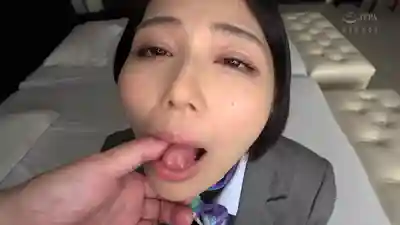 UFD-083 人妻空姐吞精性交 ~ 菜月ひかる的劇照12