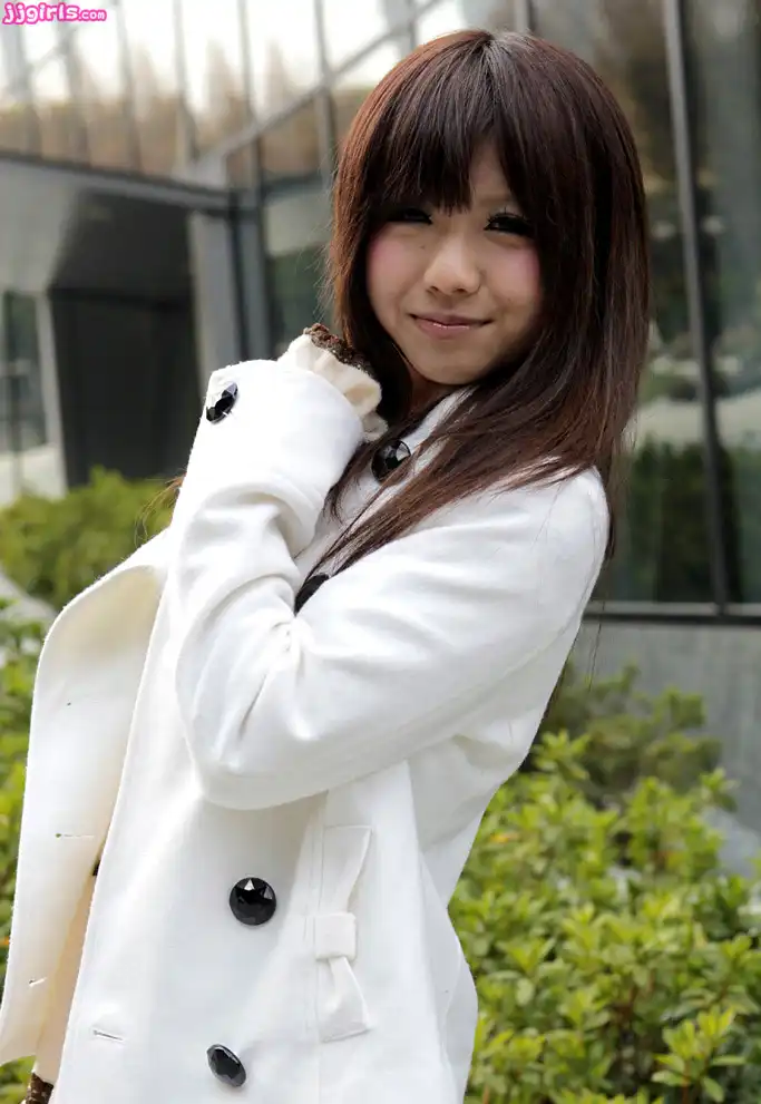 綾那優第106張寫真