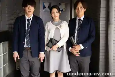 JUR-633 和兒子的朋友當了5年炮友 與年下小狼狗的不倫火辣偷情 沉溺中出情事無法自拔 ~ 藤浦惠 的劇照10