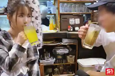 SNOS-174 微醺痴女三田真鈴街頭狩獵素人男 搭訕逆搭訕即插即射全都來 居酒屋連續榨汁10發 ~ 三田真鈴的劇照15