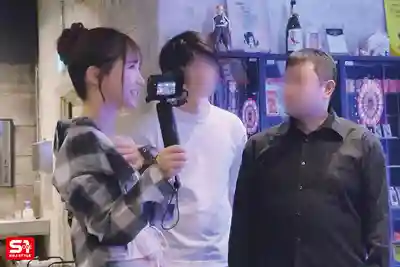 SNOS-174 微醺痴女三田真鈴街頭狩獵素人男 搭訕逆搭訕即插即射全都來 居酒屋連續榨汁10發 ~ 三田真鈴的劇照9