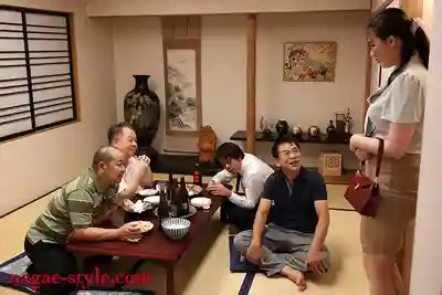 NSFS-460 無法告訴丈夫 在町內會被玩弄的人妻肉體 ~ 葉山小百合 的劇照8