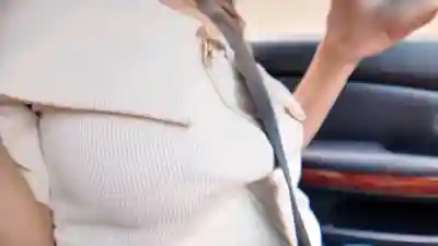 CEMD-819 無罩美巨乳搖晃約會4 G罩杯敏感體質被跳蛋玩到走不動路 ~ 椿莉香的劇照19