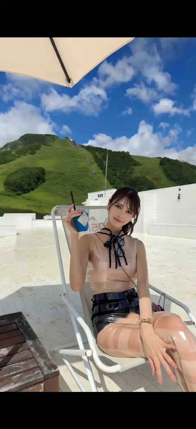 花衣椿第20張寫真