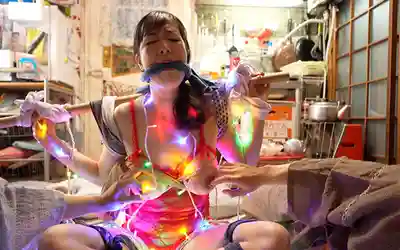 RNA-009 素人捆綁生中出【白皙豐滿肉便器人妻篇】把住在附近的豐滿人妻變成專門幫我們口暴的肉便器母豬 的劇照14